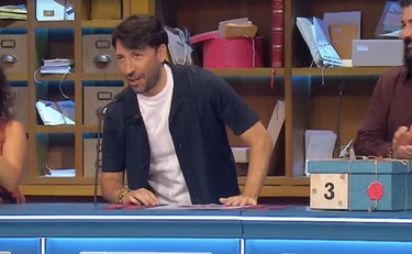 Affari Tuoi, Herbert Ballerina travolto dagli insulti: "La cosa migliore è la tua assenza"