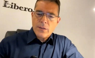 Capezzone e il sondaggio, panico a La Stampa: "Oh c***o, e ora come si fa?"