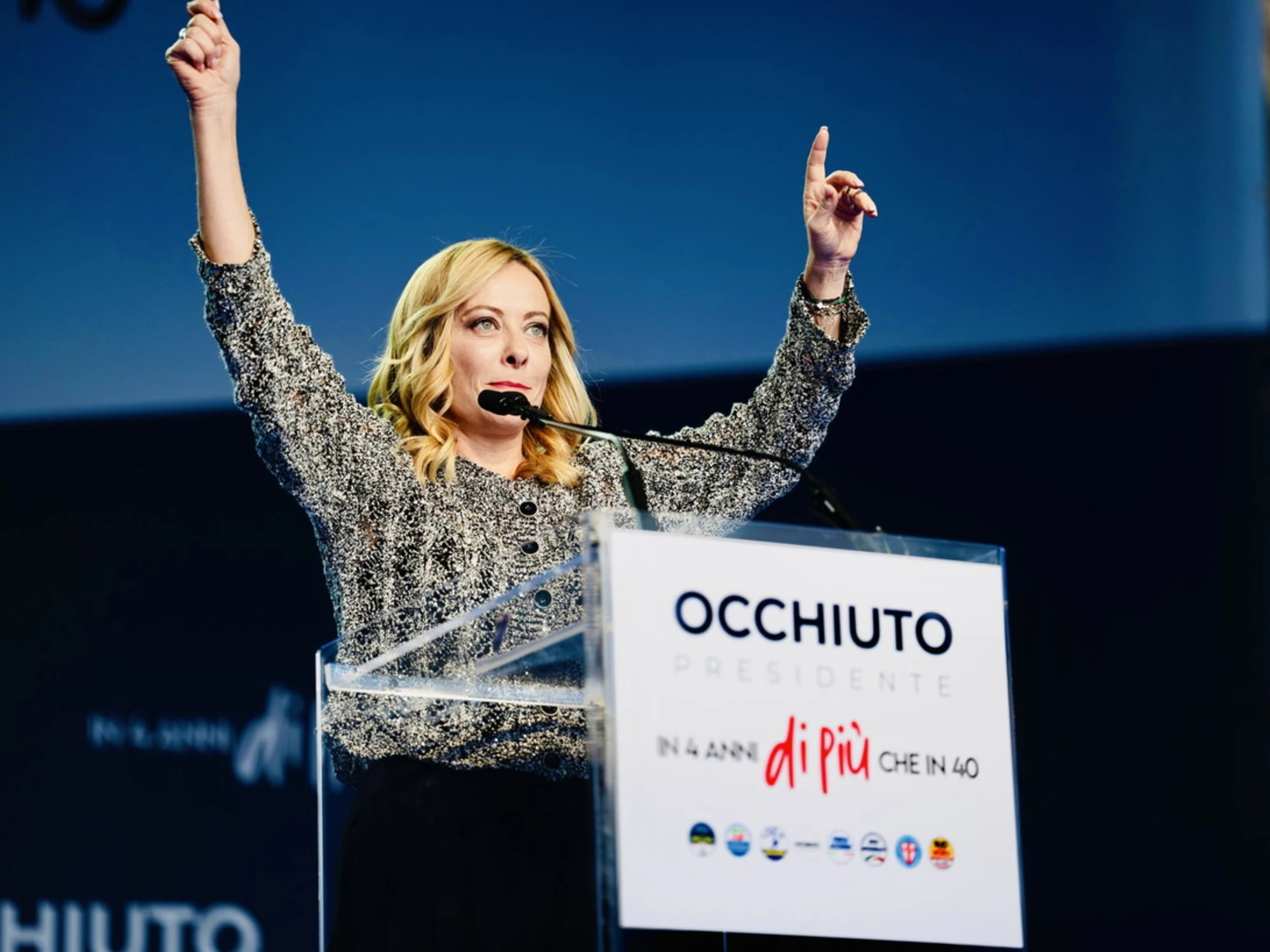 Giorgia Meloni spiana il Pd: "Sono degli sfigati. E vi dico il perché"