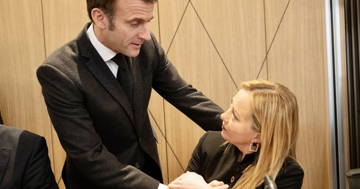 Piano Mattei, ancora guerriglia Meloni-Macron: cosa c'è sul piatto
