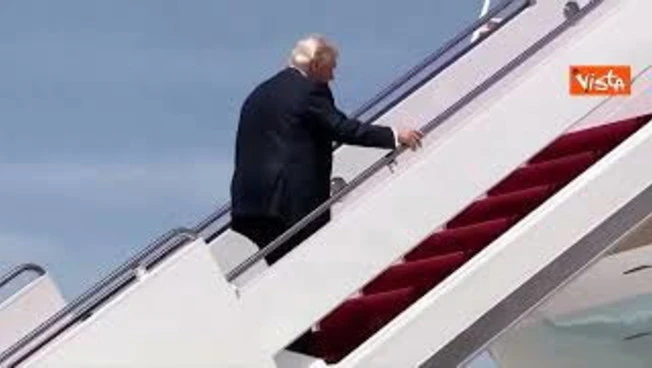Trump parte per la Cina, prima visita di Stato di un Presidente Usa dal 2017