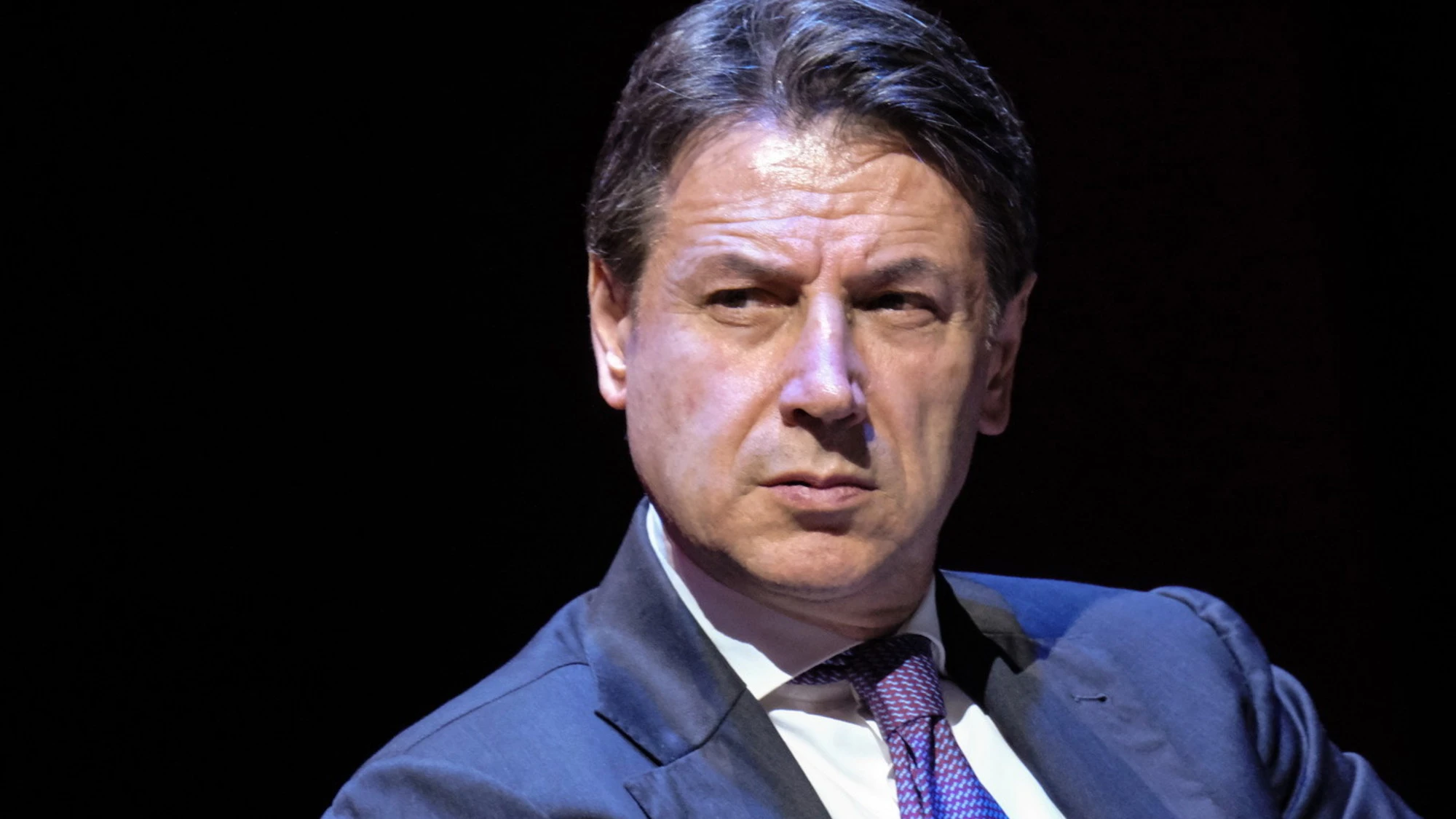 Covid, Conte inguaiato dall'ex socio: "Voleva percentuali sui contratti"