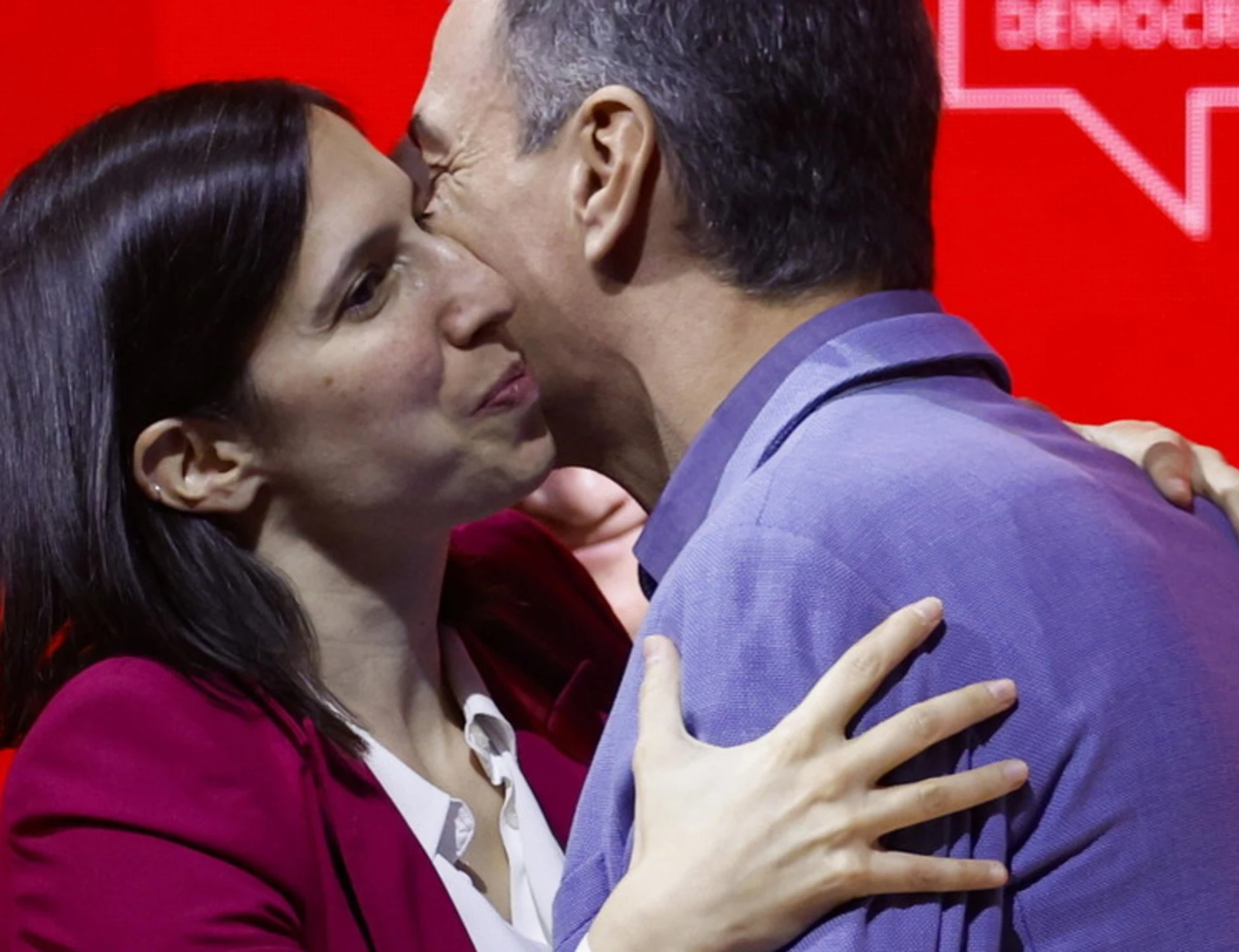 Ceuta, Laura Boldrini: "Sciacallaggio del governo". Schlein: "Meloni irresponsabile". La sinistra sbanda