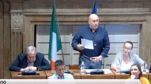 Bandecchi abbaia, &quot;li mandi affanc***o da parte mia&quot;: caos in consigli a Terni