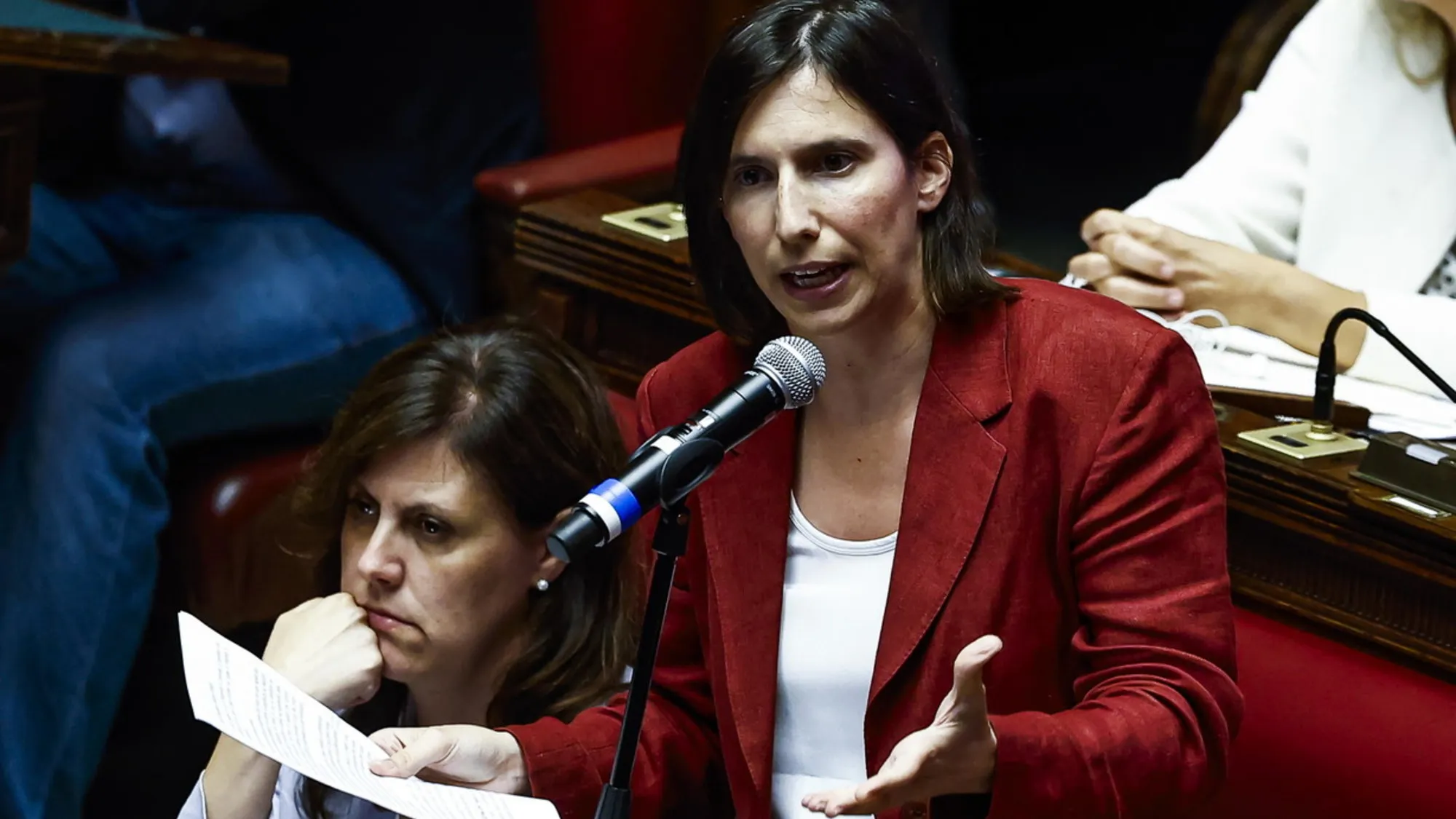 3072x2048
