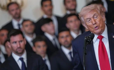 Iran, la diretta. Trump: "Voglio la resa incondizionata"