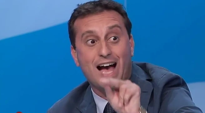 David Parenzo contro Diego Fusaro: "La commissione Segre per te? Sei ridicolo e patetico"