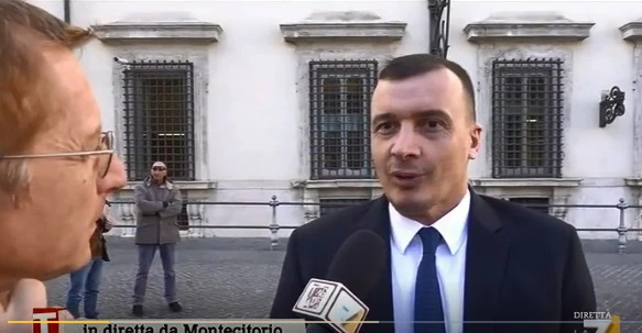 Giulia Sarti, Rocco Casalino: "Le dissi di denunciare il fidanzato perchè lei mi raccontò un reato"