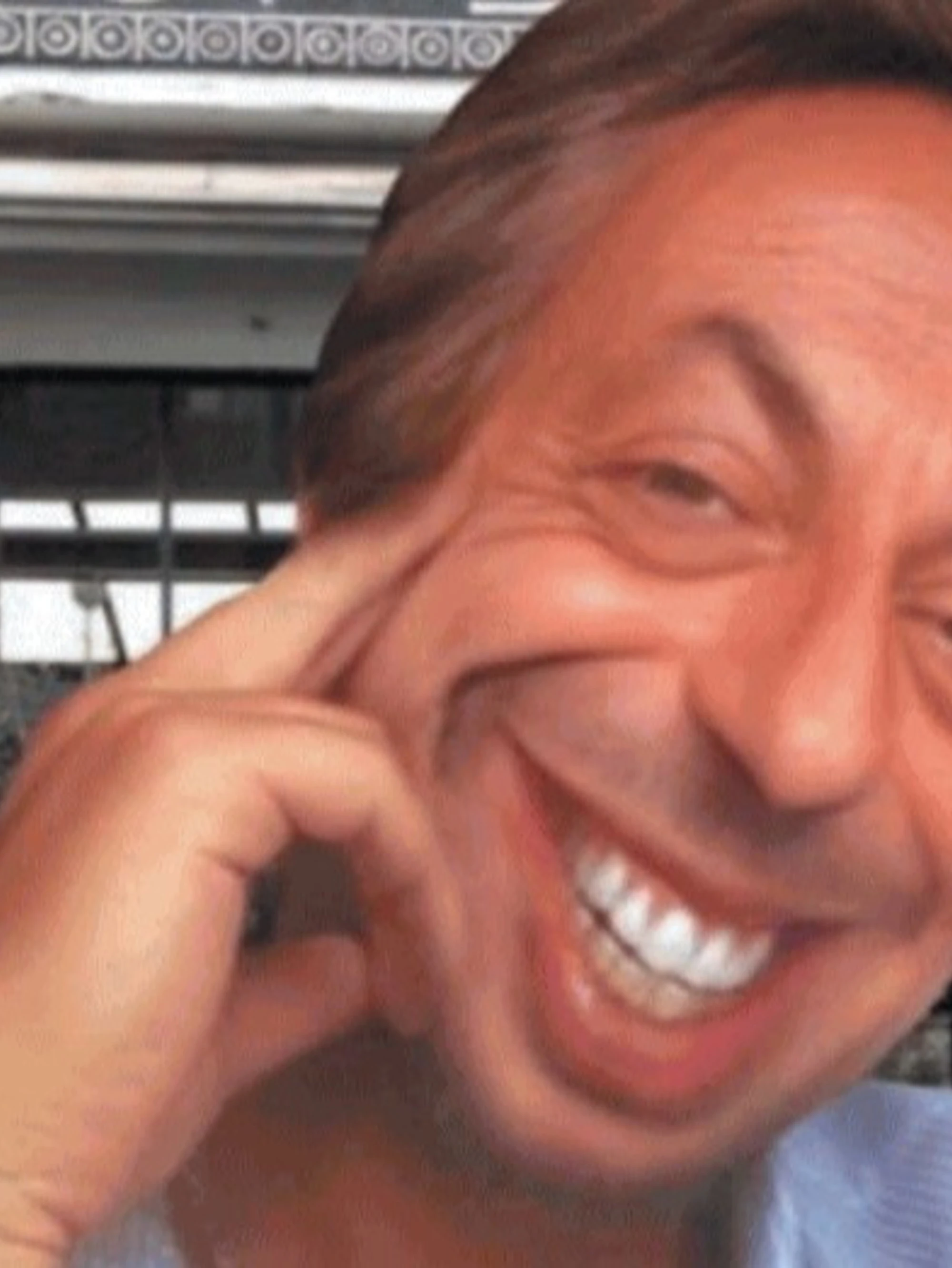Se la Milano da bere te la spiega il "Boomer"