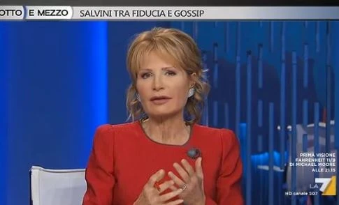 Otto e mezzo, Lilli Gruber sfotte Matteo Salvini su Elisa Isoardi: "Sembra che...", gelo in diretta