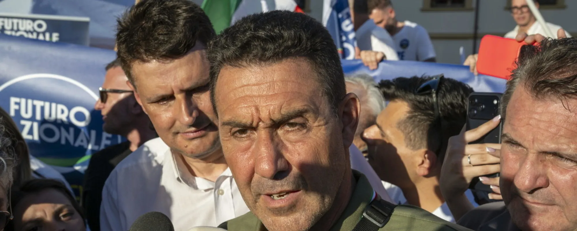 "Alleato con Roberto? Vediamo...": clamoroso, chi vuole salire sul carro del generale