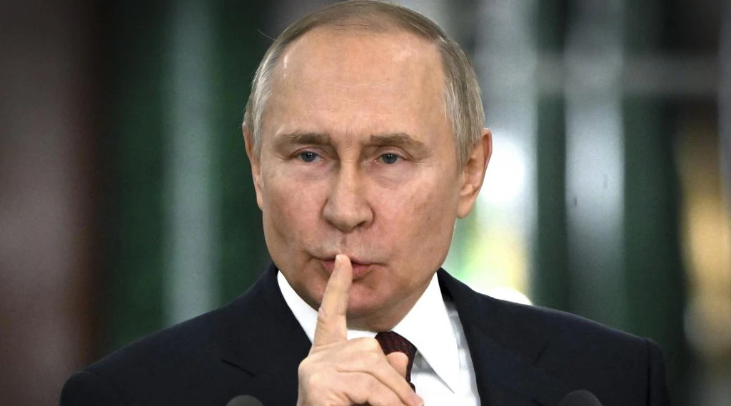 Russia, la tv di Stato: "Biden vecchio demente, meglio non averlo ammazzato”