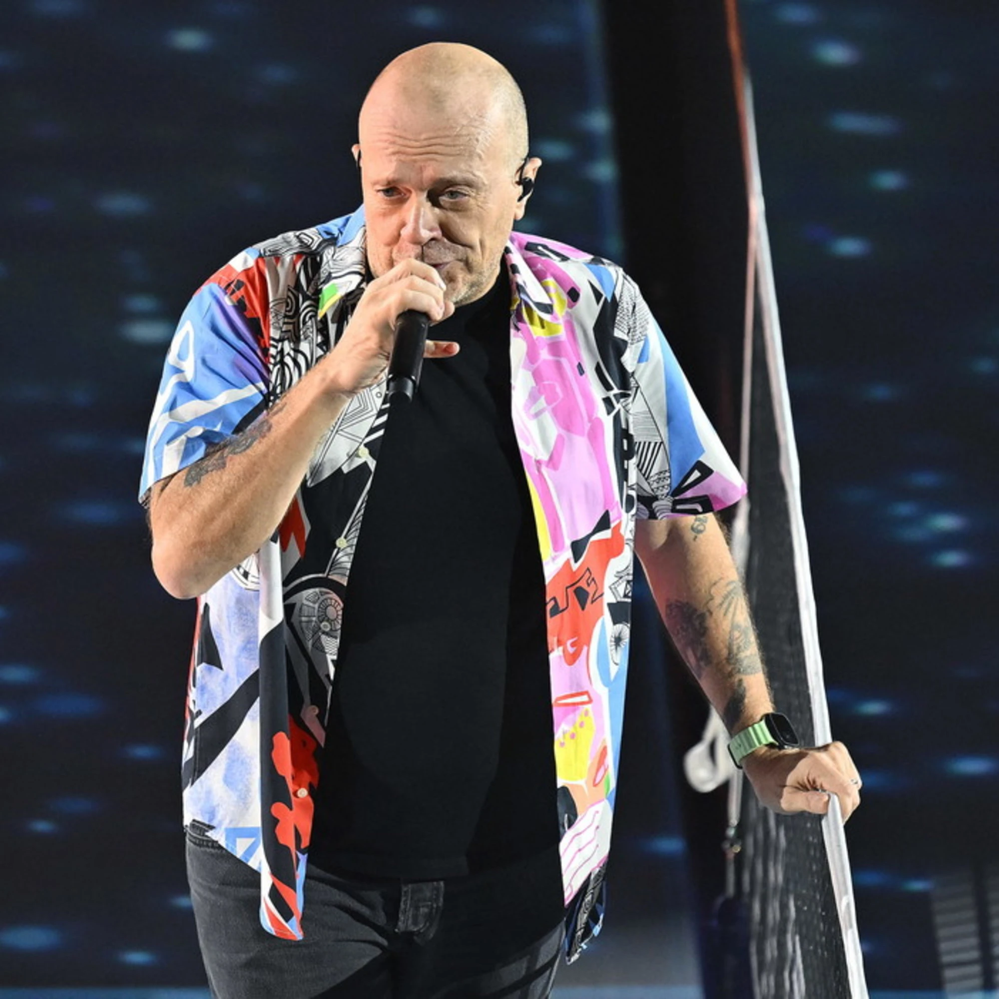 Toh, i compagni sedotti da Max Pezzali