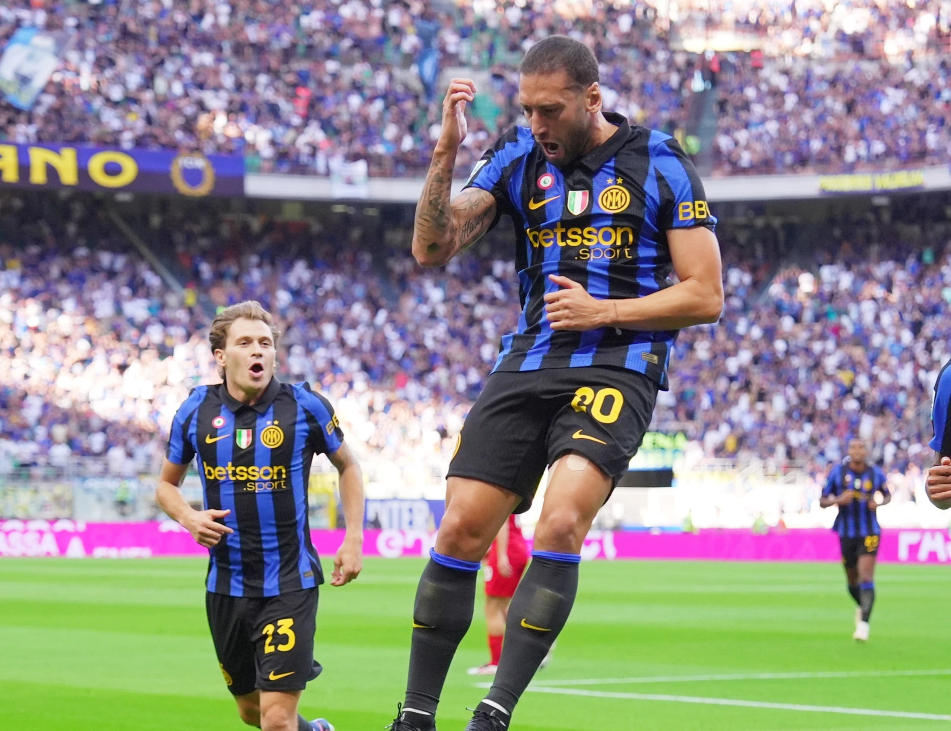 Serie A, poker servito: l'Inter travolge il Monza per 4-1 a San Siro