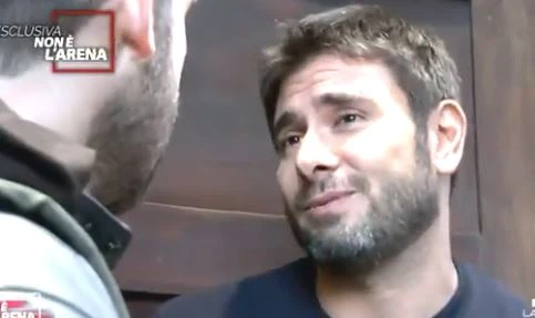 Non è l'Arena, Alessandro Di Battista delira: "Questo è il governo del M5s", risate in tutta Italia