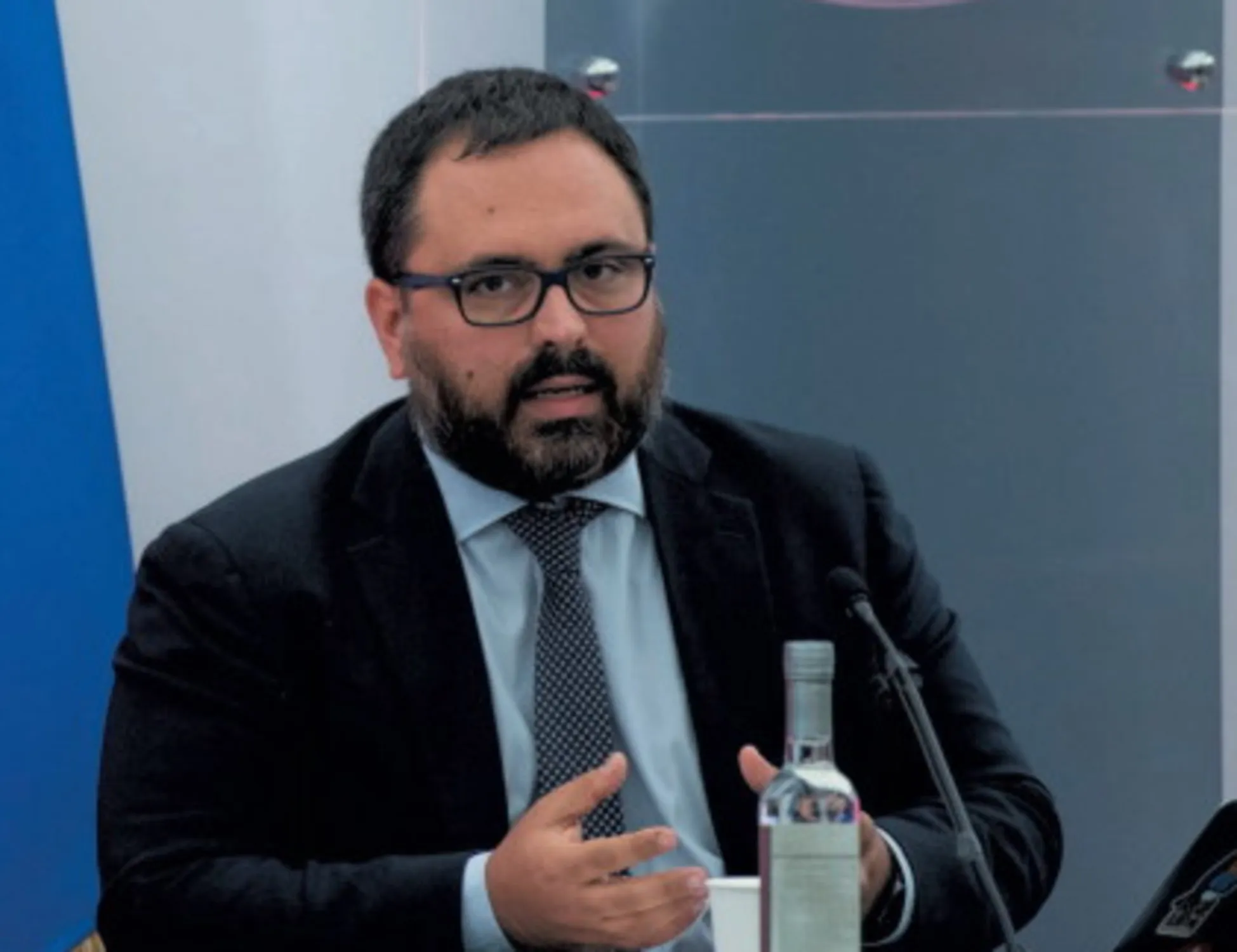 Leggi l'articolo: Scandalo a sinistra: chi è l'amico del Pd dietro al portale punito per terrorismo