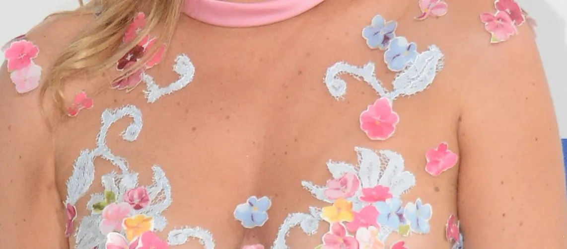 1142x501