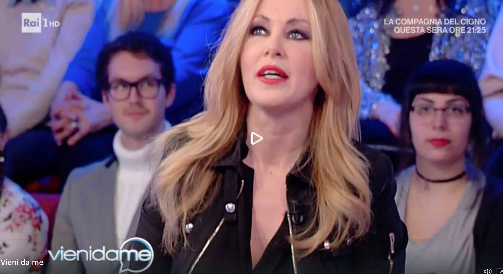 Vieni da me, Roberta Bruzzone sanguinosa: "Cercai di annegare i miei fratelli, le suore...". Balivo sconvolta