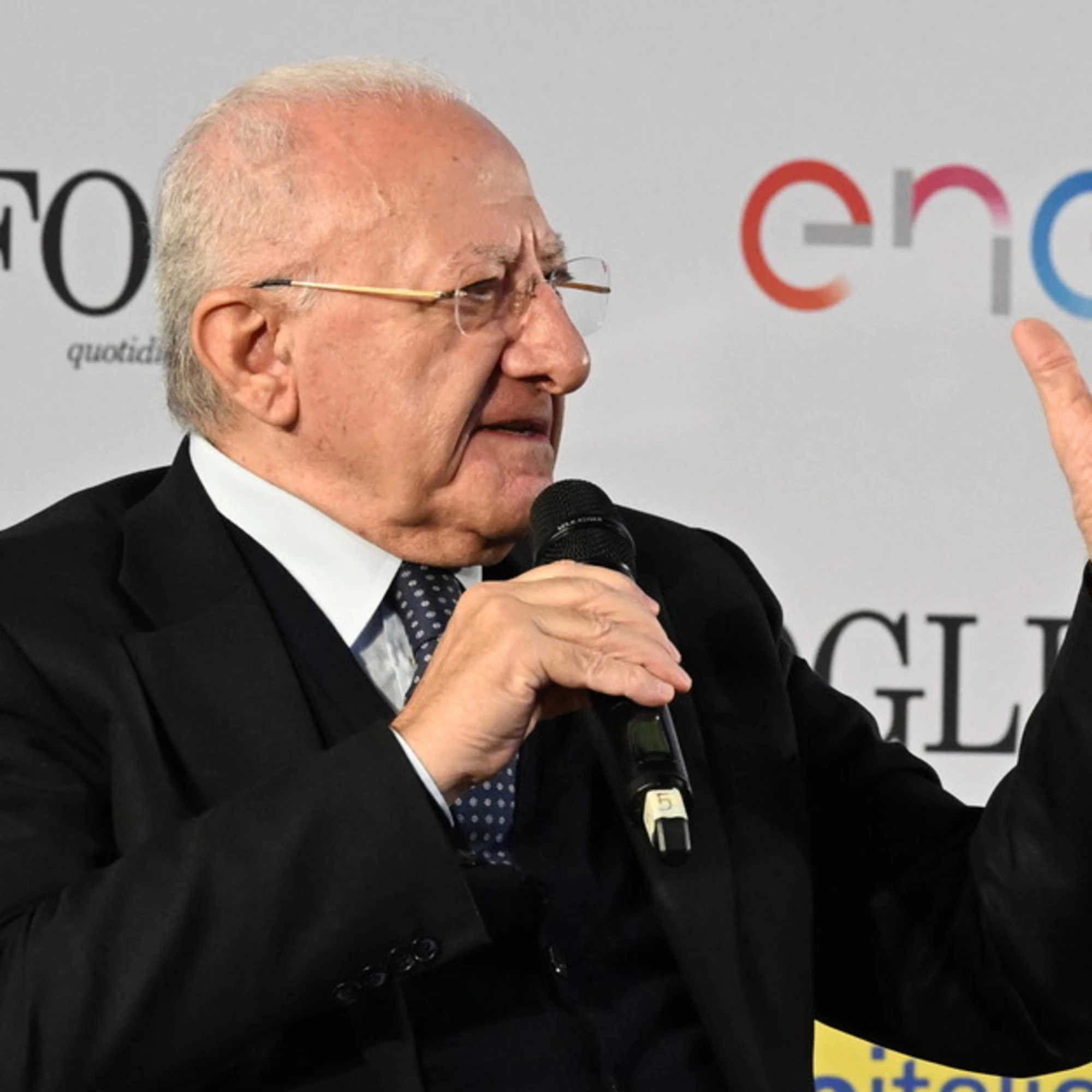 Se il Pd spreca altri 5 miliardi per l'acqua della Campania