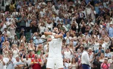 Santoro avverte Sinner: "Djokovic un mostro. Se ami il tennis...". Cambiato il vento?