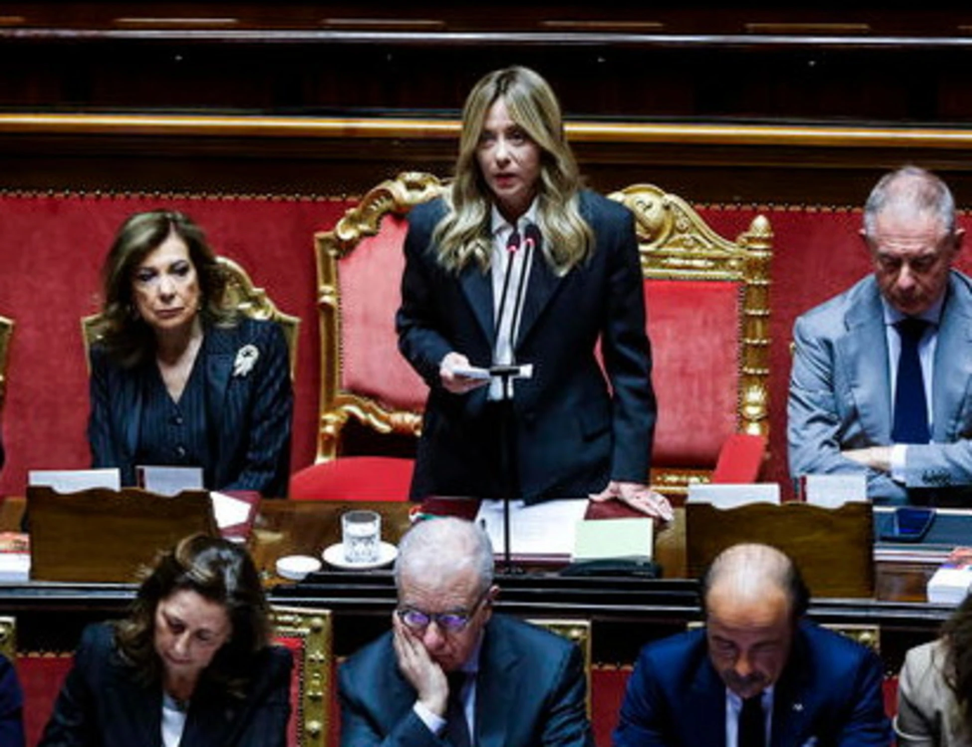 Meloni al Senato, la diretta: "Sinistra divisa pure sulle mie dimissioni"
