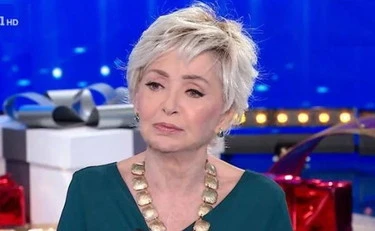 Domenica In, Enrica Bonaccorti: "Aspetto una risposta"
