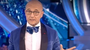 Grande Fratello Vip, una notizia-choc e il terrore di Alfonso Signorini: "Temo le loro reazioni"