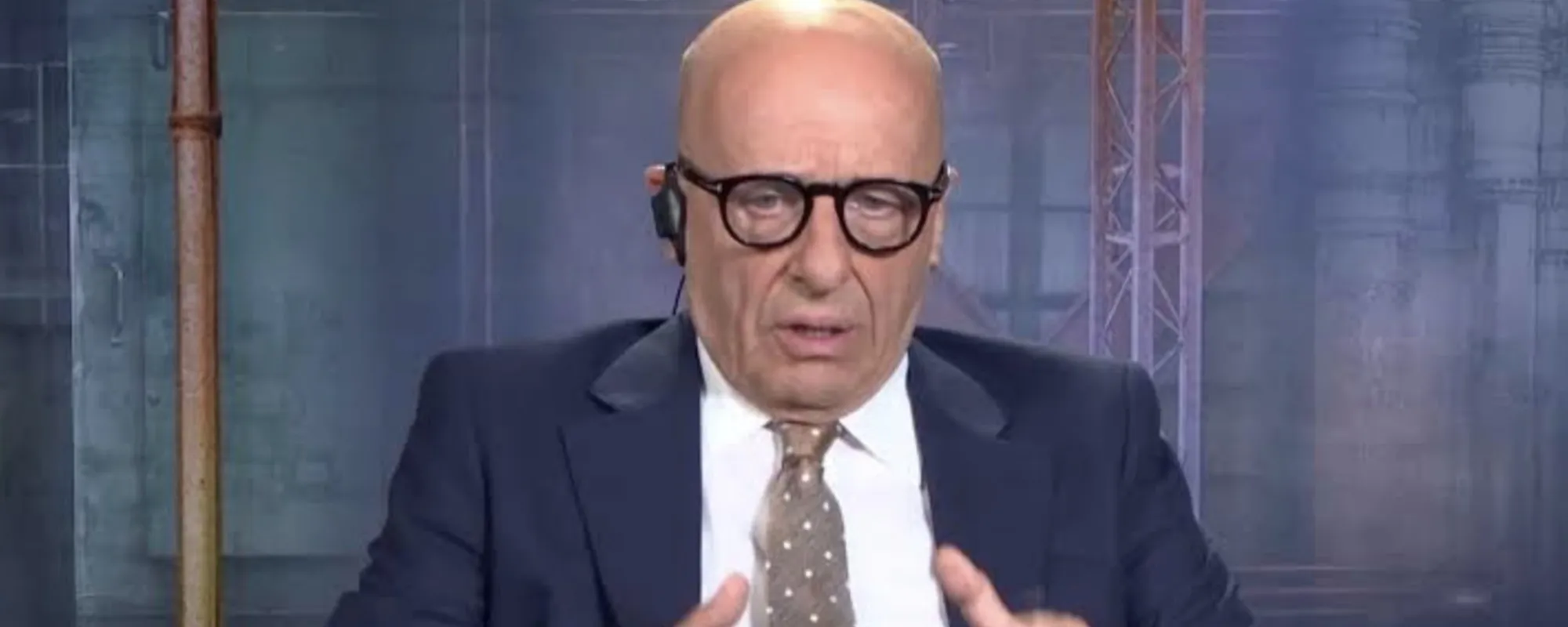 Leggi l'articolo: "Ecco chi sono gli incendiari da 10.000 euro al mese"