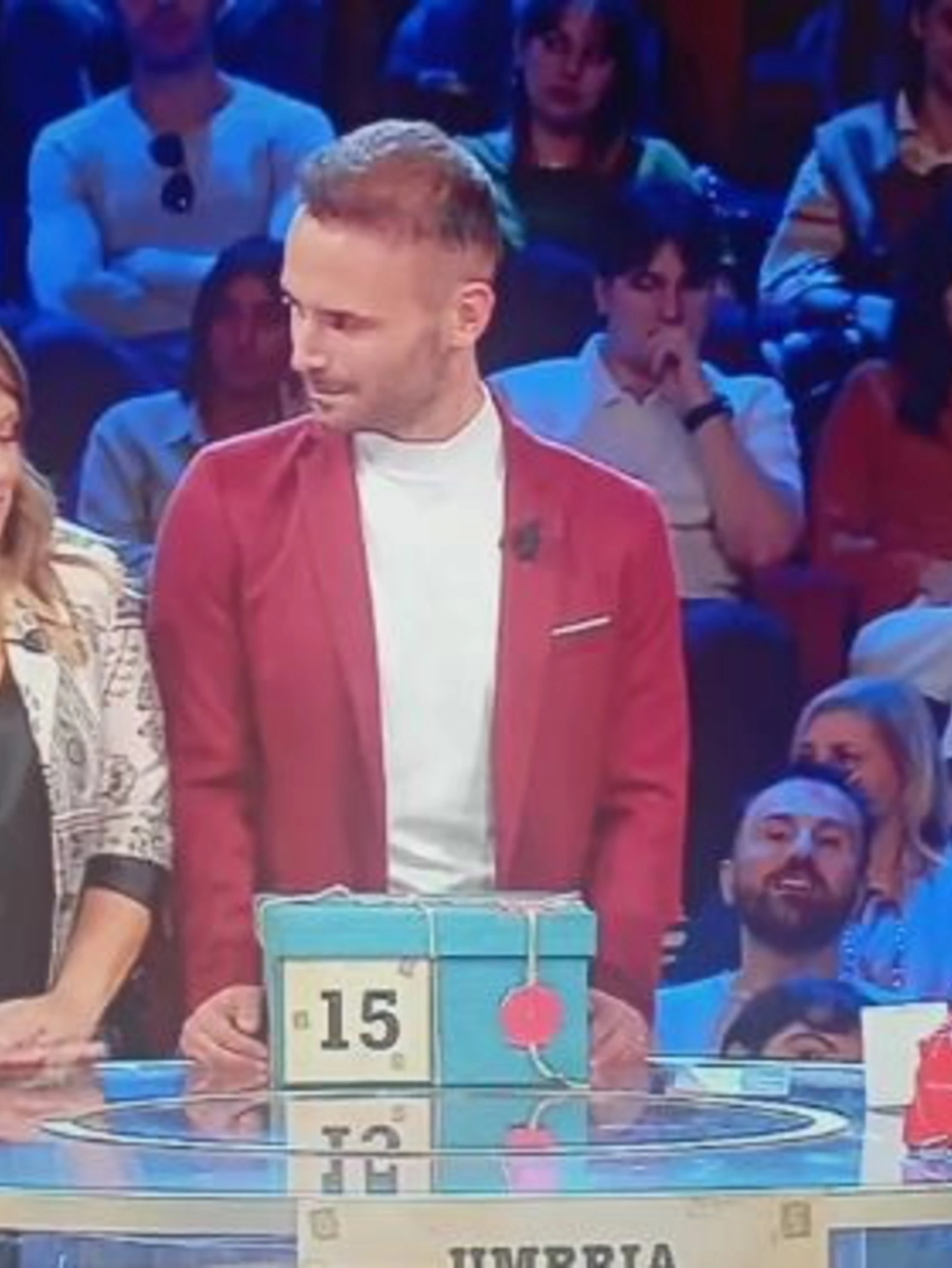 Affari Tuoi, Adriano spianato da Mirza: "Potete dire tutto, ma..."