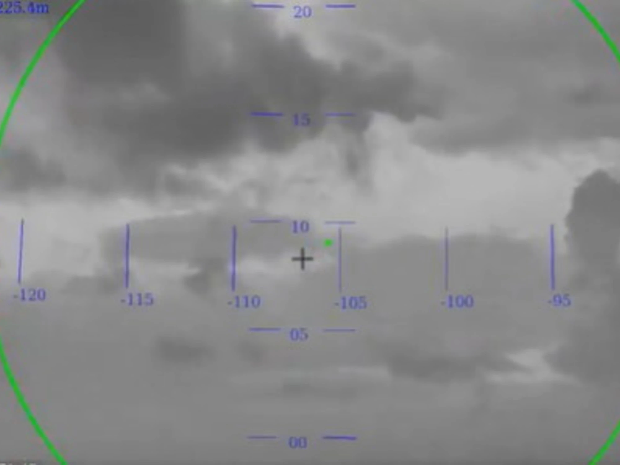 Germania, droni "in formazione" sul Brandeburgo. Il sospetto: operazione militare?