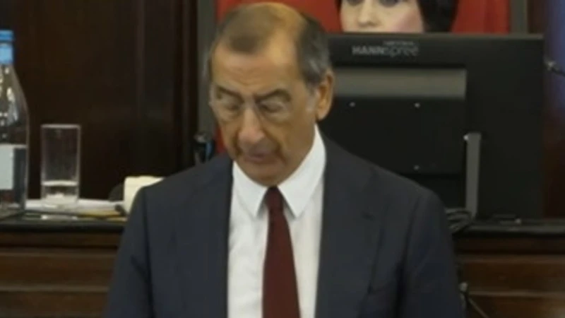 Beppe Sala, la diretta. Beppe Sala: "Le mie mani sono pulite, non mollo". Tancredi si dimette. Bagarre in aula