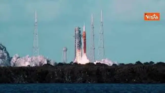 Leggi l'articolo: Lo storico viaggio sulla Luna di Artemis II nel video pubblicato dalla Casa Bianca