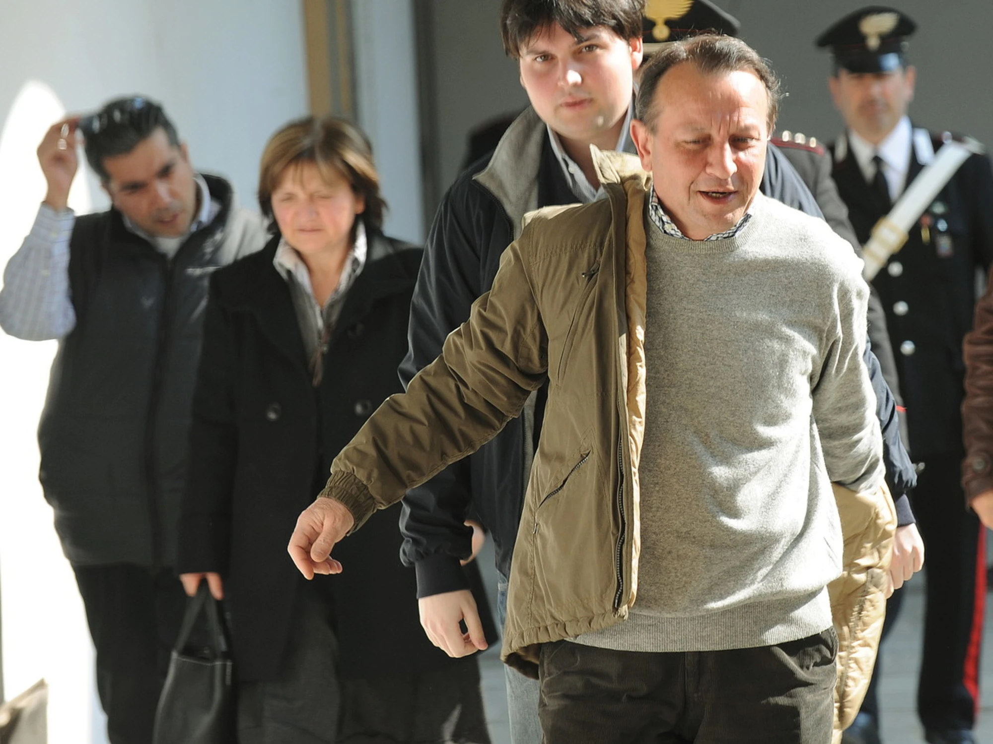 Garlasco, i genitori di Chiara Poggi all'attacco: "Senza scrupoli, la Procura non interviene"