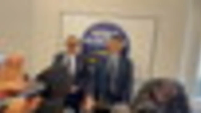 Vannacci inaugura la sede FnV a Roma: "Piccolo ufficio a Caput Mundi"