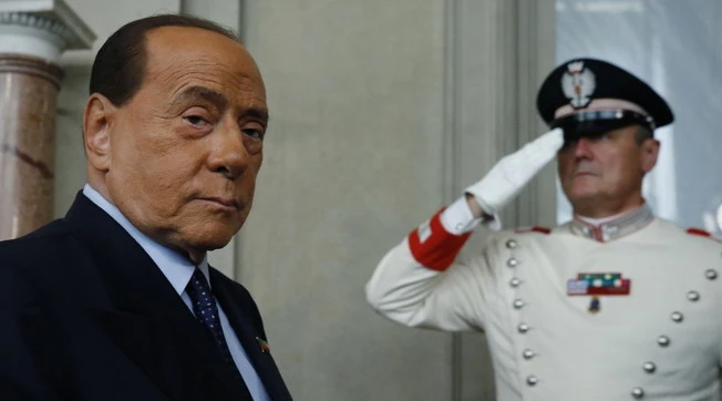 Silvio Berlusconi al Quirinale, "le porte per te si chiudono". Frase intercettata: Draghi, questo cambia tutto