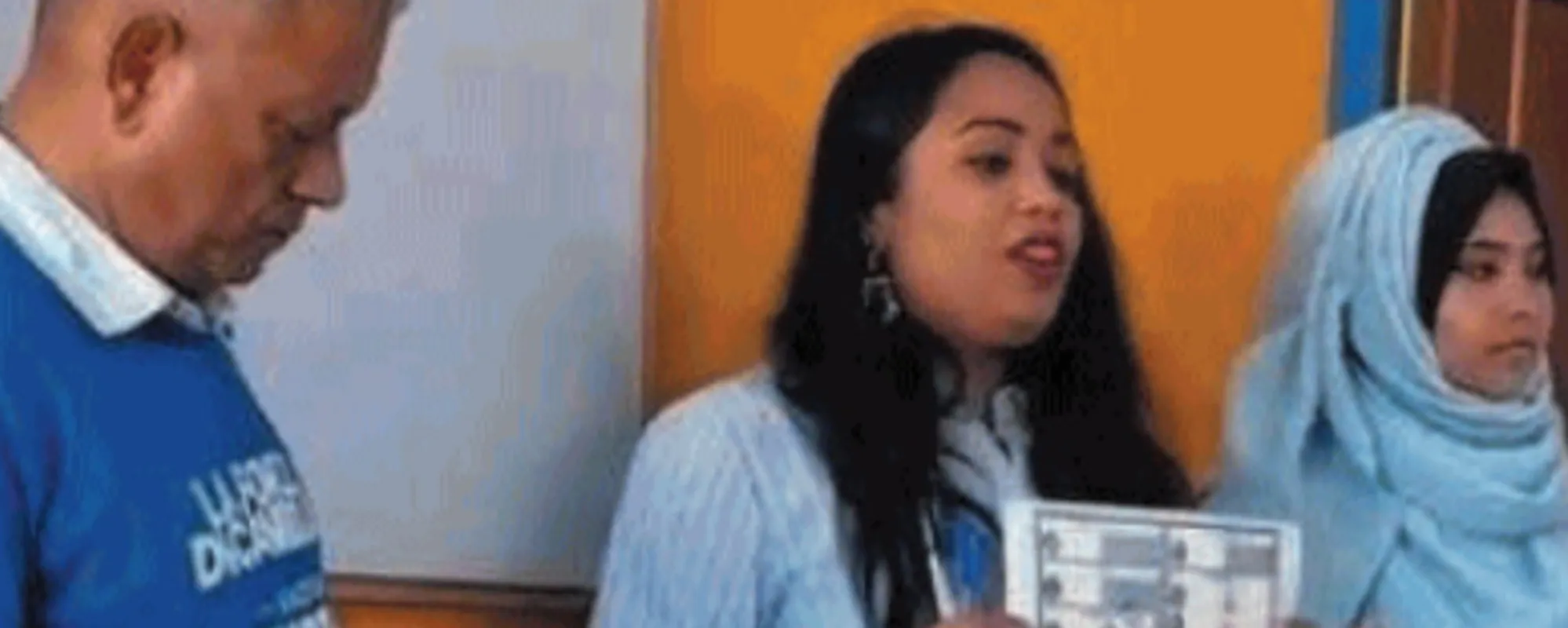 Bengalesi a lezione per votare Pd": il video che imbarazza la sinistra