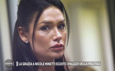 https://media.liberoquotidiano.it/O0L9qCrES62SkEqhsXQbztiCCA8tQRO09hjaKfZvlAU/width:800/quality:90/aW1hZ2VzLzIwMjYvMDYvMDQvMTIzNDIxOTE5LWMzYTMxOTA4LWUyYmYtNGIyNy1iY2RmLTk1MTNiZTY3YjVhYi5qcGc.webp