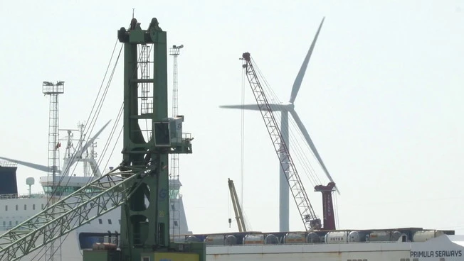 Ue, via libera alla clausola di salvaguardia per l'energia