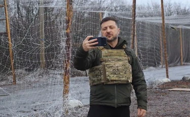 Putin umilia Zelensky: "Perché sta fermo", tremendo sospetto su questo video