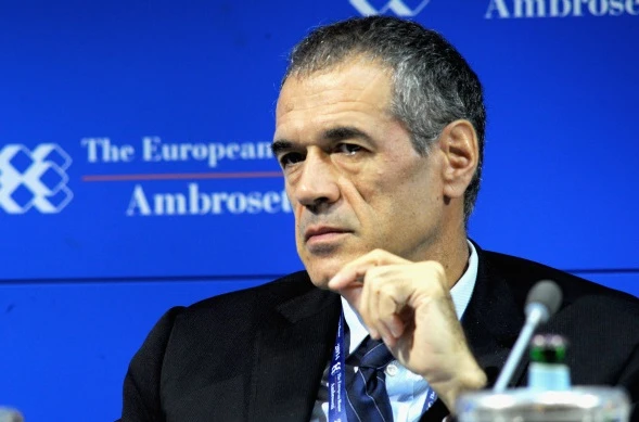 Sergio Mattarella, parla Carlo Cottarelli: "Darà vita a un governo di transizione"
