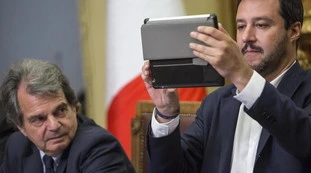 Renato Brunetta, la chat segreta: "Uno di noi". L'indiscrezione che ribalta il centrodestra