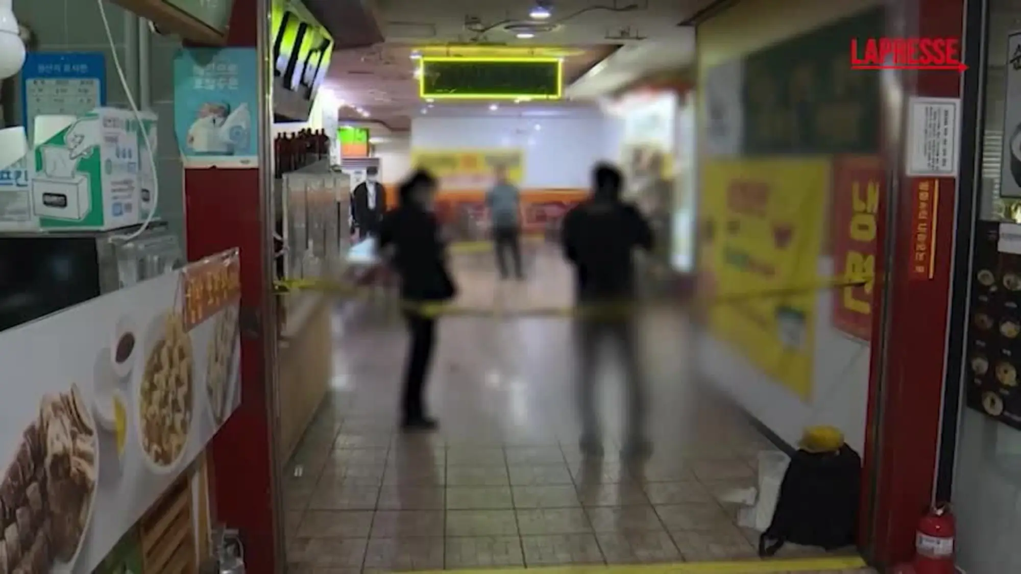 Corea del Sud: attacco con coltello in centro commerciale, almeno 8 feriti