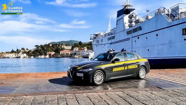 https://media.liberoquotidiano.it/OANDwS2BsIKhxApWGTC4jgOXYeSB-yN80-_0trpbruM/width:800/quality:90/aW1hZ2VzLzIwMjUvMDkvMDIvMDc0MDI5MTE1LTQ3NjRhMjU0LTUzYWQtNDA2OS05Y2Q3LWIwNWI2ZThmNzFlZS5qcGc.webp