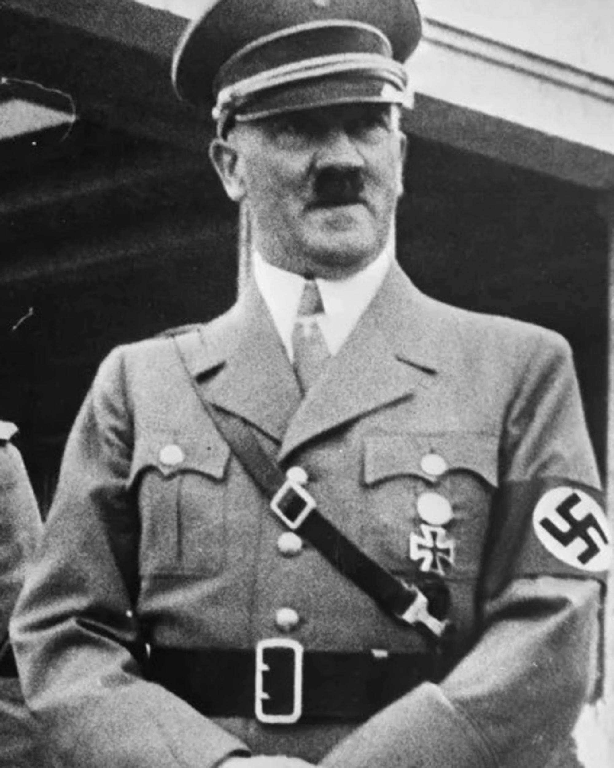 La fine di Hitler nel bunker e i misteri sulla morte del Duce