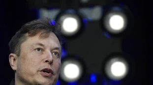 Elon Musk, "ecco il piano di pace per l'Ucraina": l'ira di Zelensky