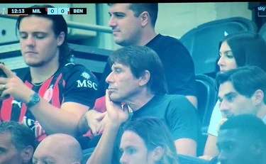 Conte in tribuna per Milan-Benfica: gira una voce clamorosa...