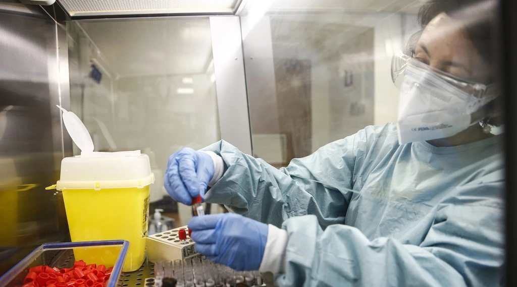 Coronavirus, il bollettino del 19 settembre: impennata dei morti, 24 in un giorno. I nuovi positivi 1.638, più ricoveri in terapia intensiva