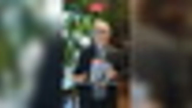 https://media.liberoquotidiano.it/OG5ZBN-l3Yx5fKTbAKL-IksMvCmwe6WR2oNMovdZ3YY/width:800/quality:90/aW1hZ2VzLzIwMjYvMDYvMDEvMTU0MTI4NzI5LWE3NzE1YmQwLTFkZmItNDM3Ni1hYWRmLTEyN2FlN2NmYjVhMy5qcGc.webp