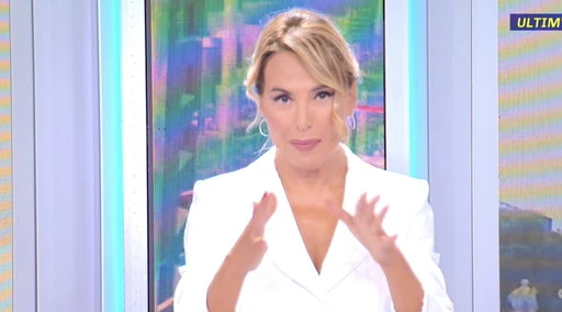 Barbara d'Urso, Nino Frassica a alzo zero: "Cosa fa nel pomeriggio"