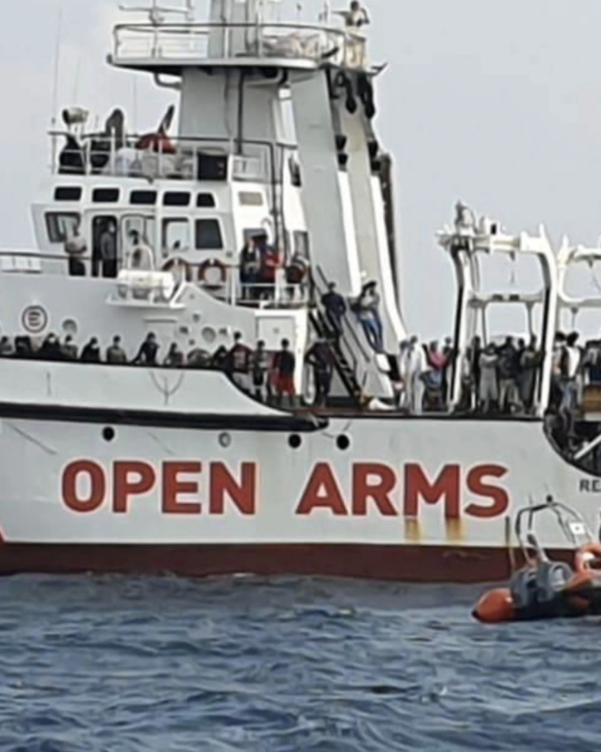 Open Arms, Salvini: "Andiamo avanti". Piantedosi: "Anche io moralmente imputabile"